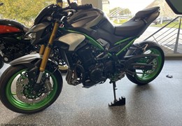 Neumotorrad Kawasaki Z900 SE