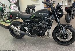 Neumotorrad Kawasaki Z900 RS Black Ball Edition
