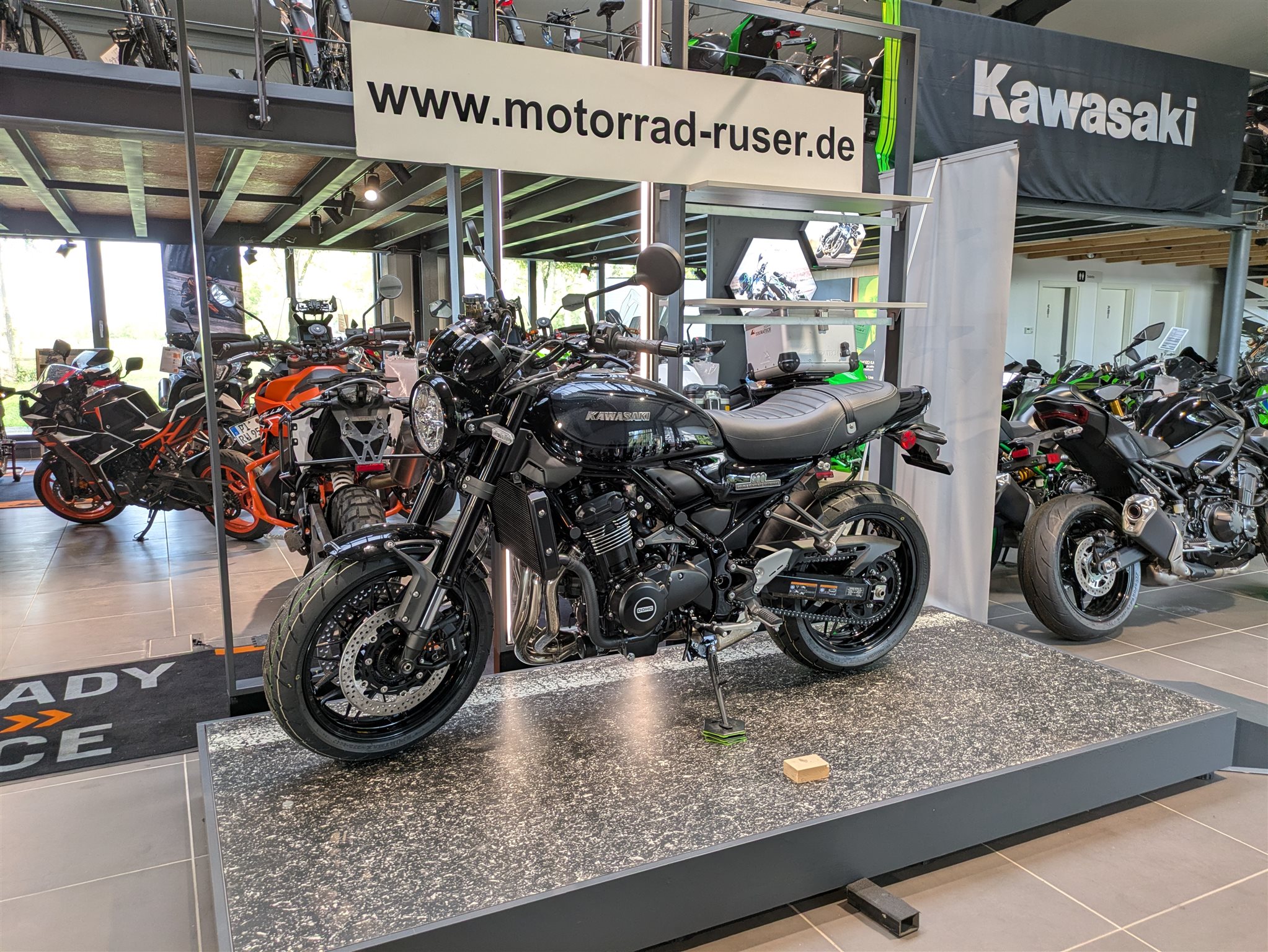 Kawasaki Z900 RS