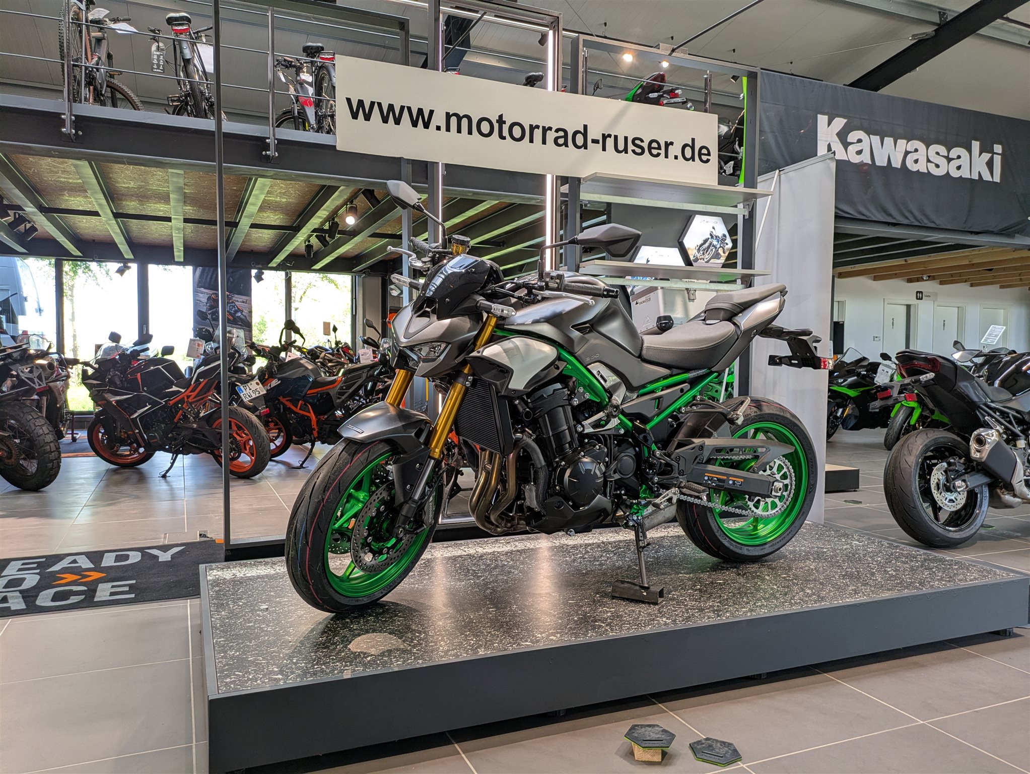 Kawasaki Z900 SE