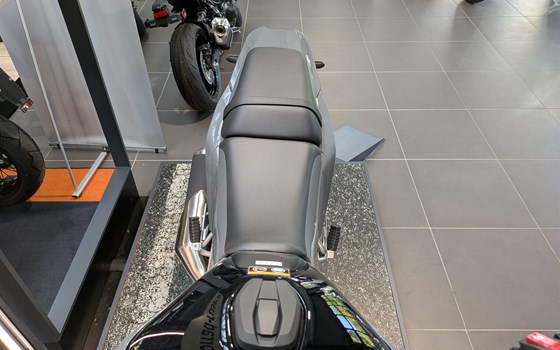 Neufahrzeug Kawasaki KLE500 SE - Bild 7