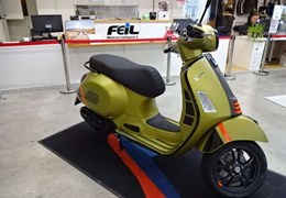 Neumotorrad Vespa GTS 125 i.e. Super Sport