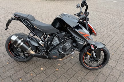 KTM 1290 Super Duke R