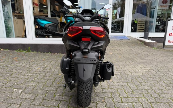 Gebrauchtmotorrad Yamaha XMAX 300 Tech MAX+ - Bild 4