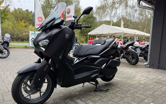 Gebrauchtmotorrad Yamaha XMAX 300 Tech MAX+ - Bild 7