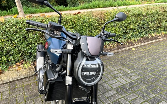Gebrauchtmotorrad Honda CB 1000 R - Bild 4