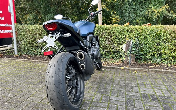 Gebrauchtmotorrad Honda CB 1000 R - Bild 5