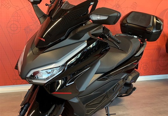 Honda Forza 125 Special Edition