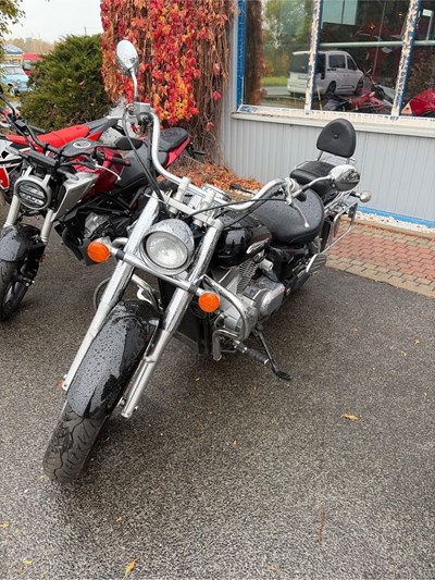 VT 750 C2 Shadow Spirit