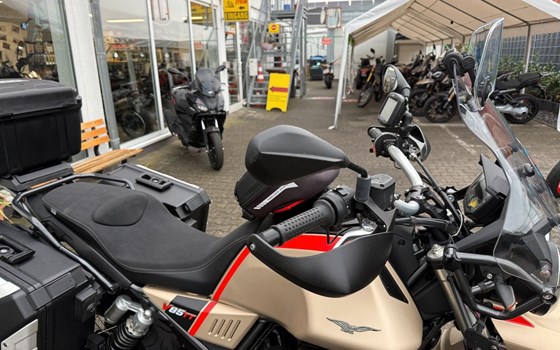 Gebrauchtmotorrad Moto Guzzi V85 TT Travel - Bild 10