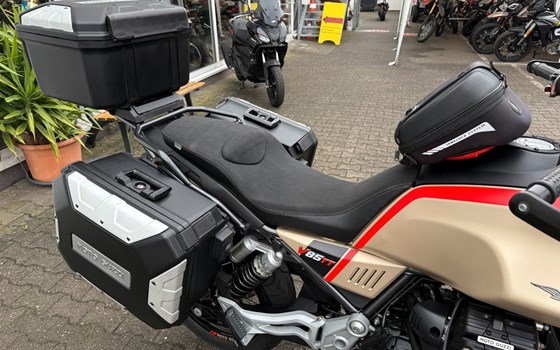 Gebrauchtmotorrad Moto Guzzi V85 TT Travel - Bild 17