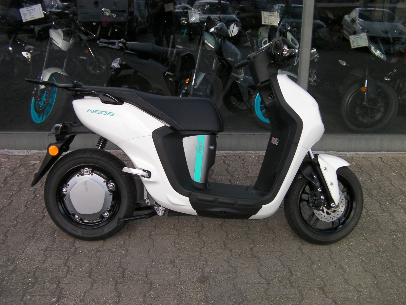 Yamaha NEO's