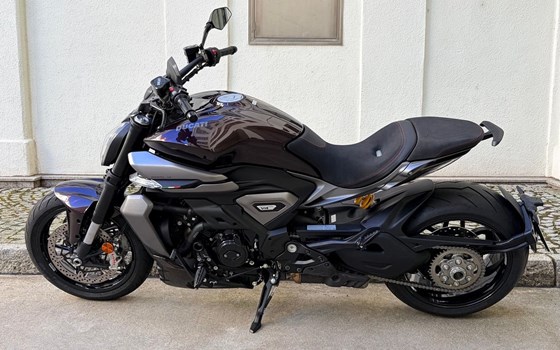 Gebrauchtmotorrad Ducati XDiavel V4 - Bild 3