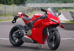 Neumotorrad Ducati Panigale V4