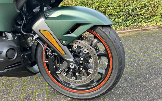 Gebrauchtmotorrad Honda GL 1800 Goldwing DCT - Bild 2