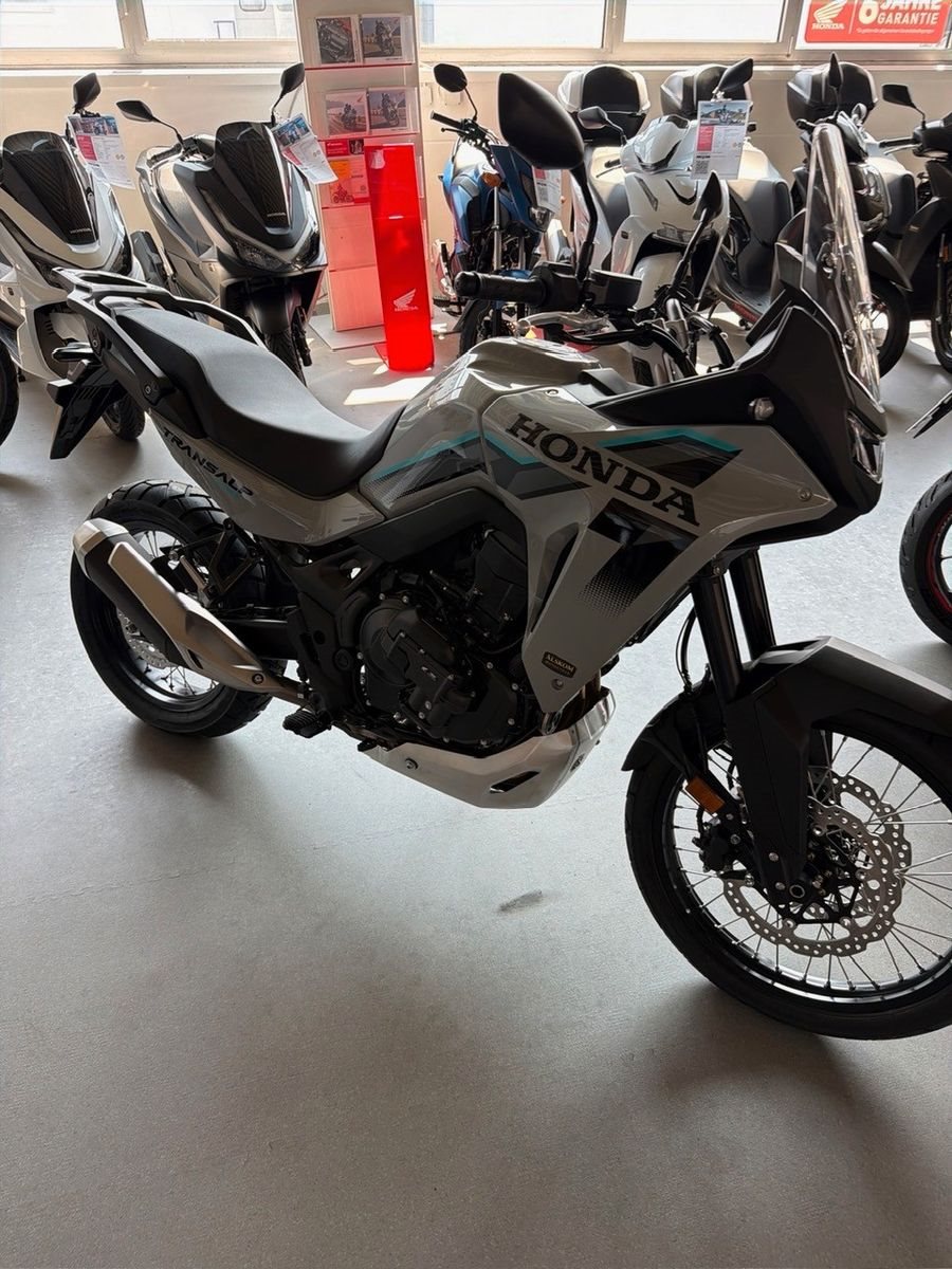 Honda XL750 Transalp