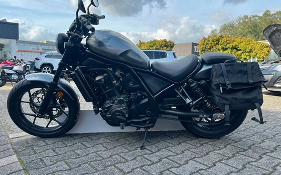 Gebrauchtmotorrad Honda CMX1100 Rebel DCT - Bild 3