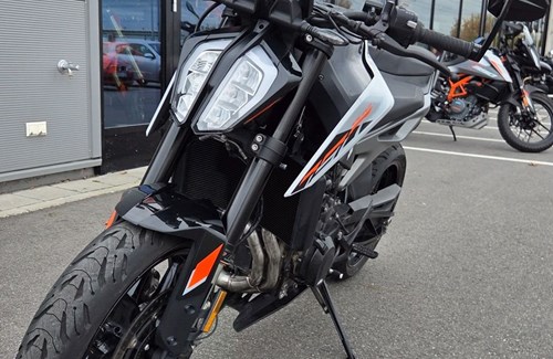 Gebrauchtmotorrad KTM 790 Duke L