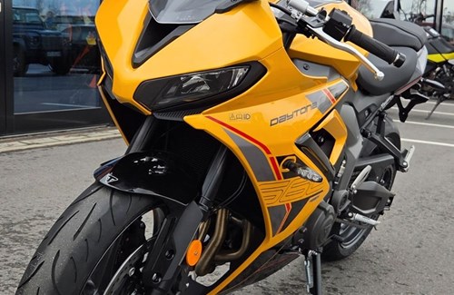 Gebrauchtmotorrad Triumph Daytona 660