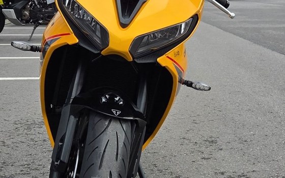 Gebrauchtmotorrad Triumph Daytona 660 - Bild 4
