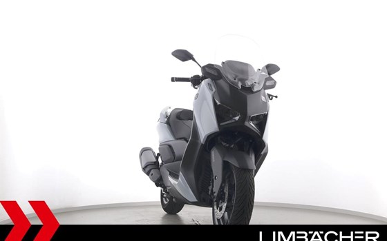Neufahrzeug Yamaha XMAX 300 Tech MAX+ - Bild 11