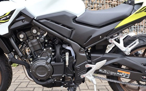Gebrauchtmotorrad Honda CB500 Hornet E-Clutch - Bild 3