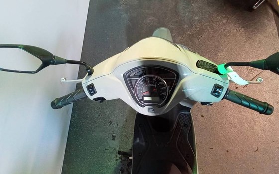 Gebrauchtmotorrad Honda Vision 110 - Bild 2