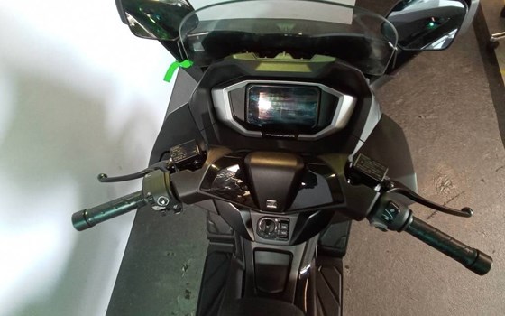 Gebrauchtmotorrad Honda Forza 125 - Bild 2