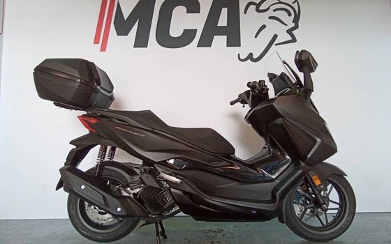 Gebrauchtmotorrad Honda Forza 125 - Bild 3