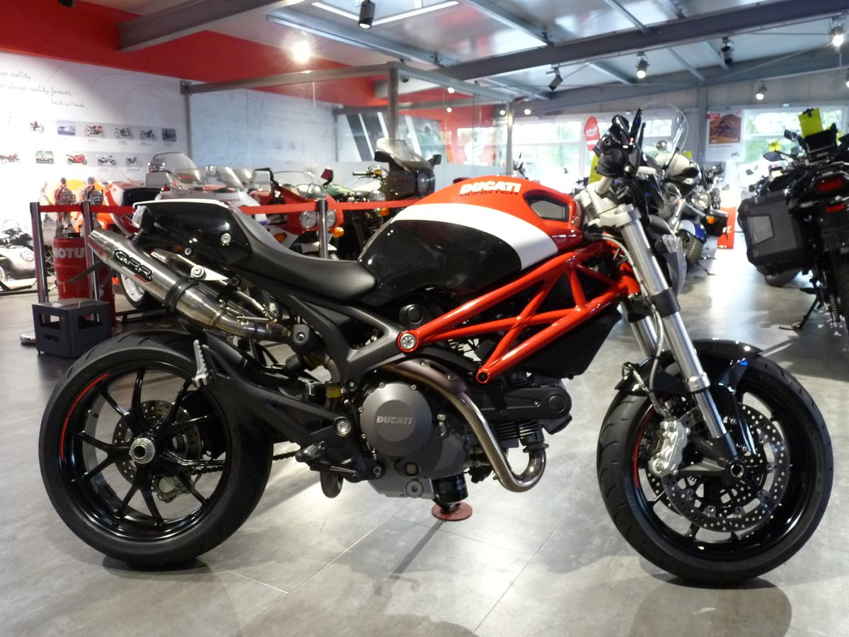 Ducati Monster 796