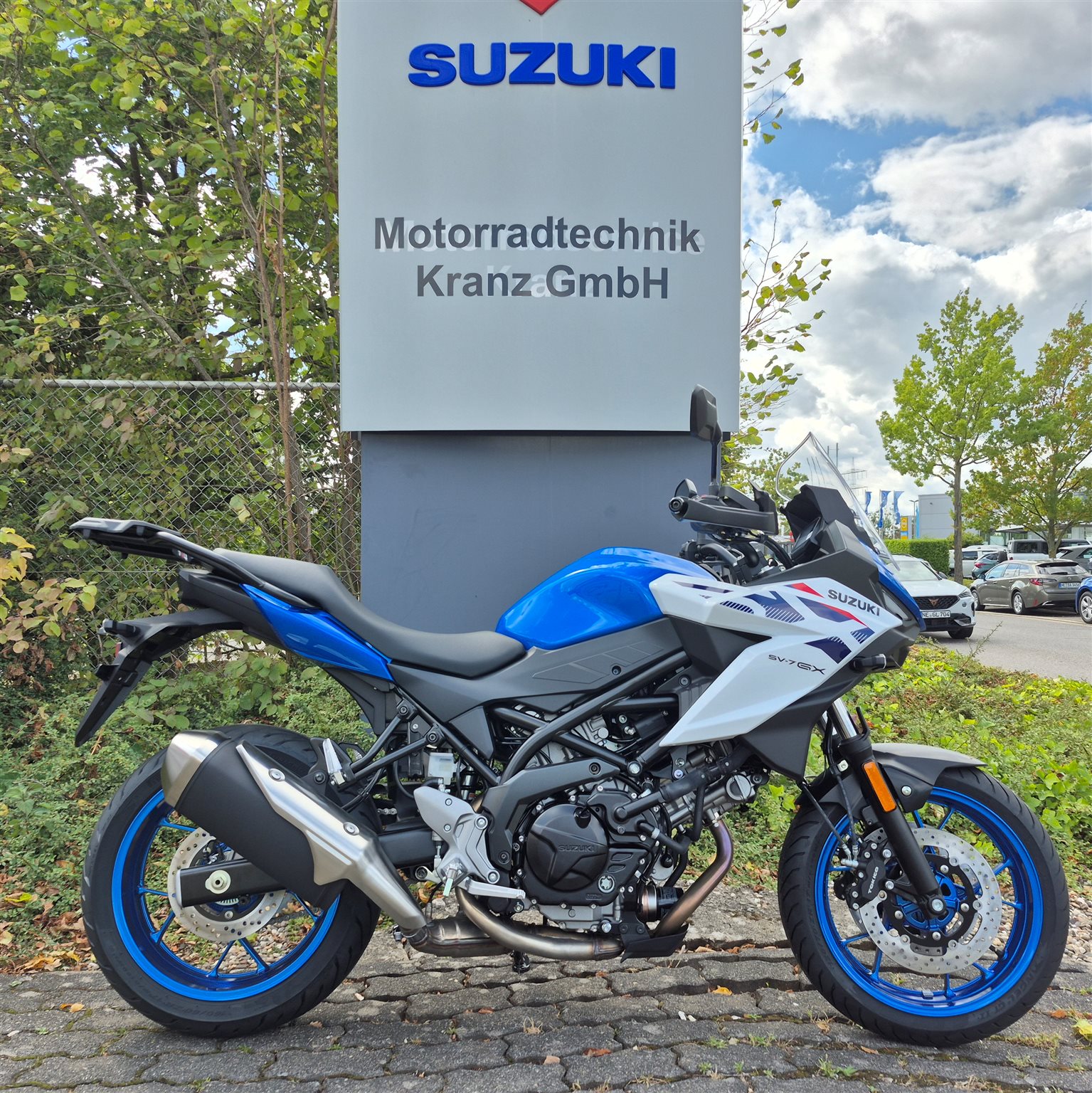Suzuki SV-7GX