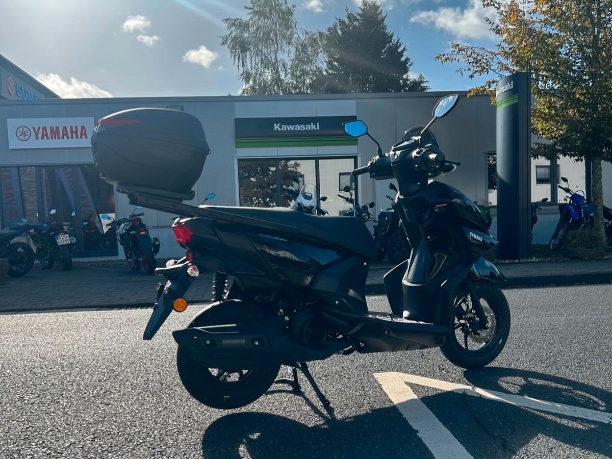Yamaha RayZR