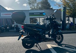 Gebrauchte Yamaha RayZR