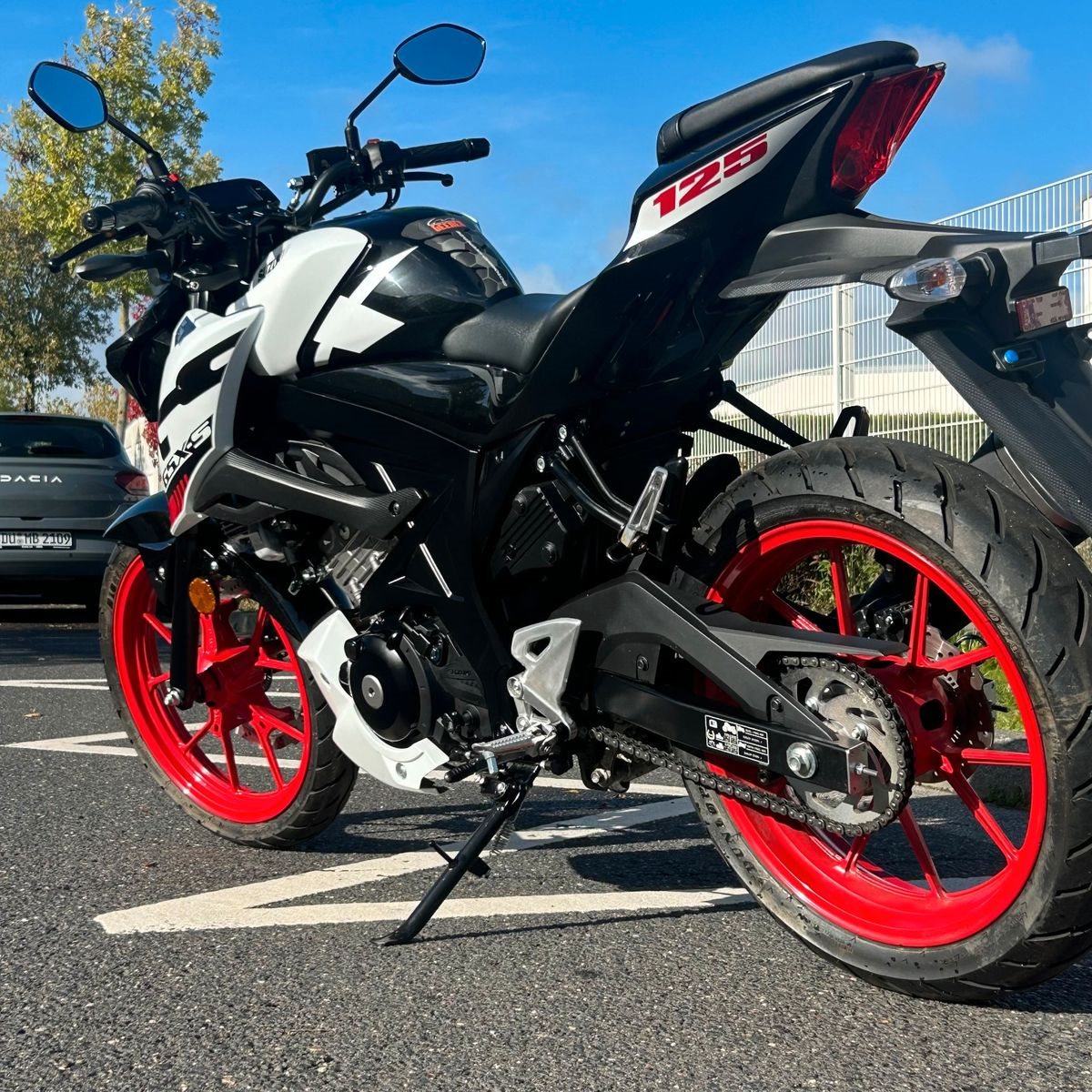 Suzuki GSX-S125
