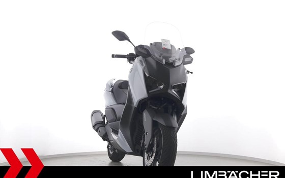 Gebrauchtmotorrad Yamaha XMAX 300 Tech MAX+ - Bild 11