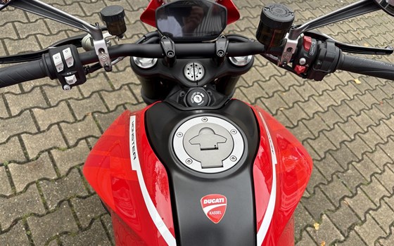 Gebrauchtmotorrad Ducati Monster + - Bild 3