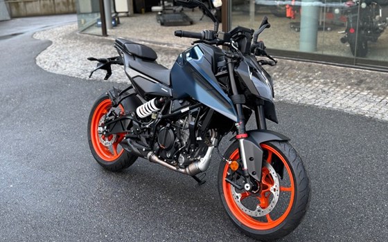 Gebrauchtmotorrad KTM 125 Duke - Bild 3
