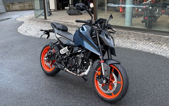Gebrauchtmotorrad KTM 125 Duke - Bild 4