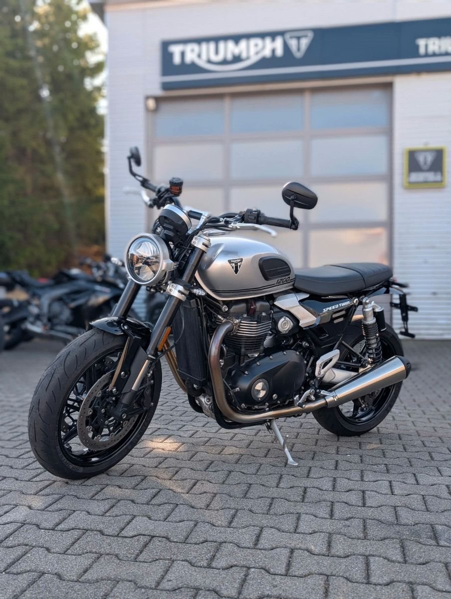 Gebrauchtfahrzeug
