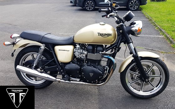 Gebrauchtmotorrad Triumph Bonneville - Bild 1