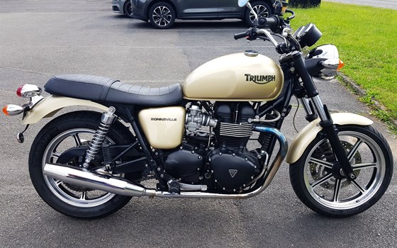 Gebrauchtmotorrad Triumph Bonneville - Bild 4