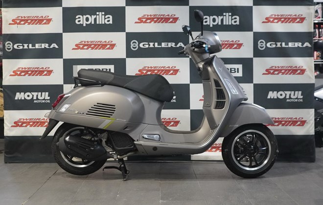 Vespa GTS 125 Super Tech