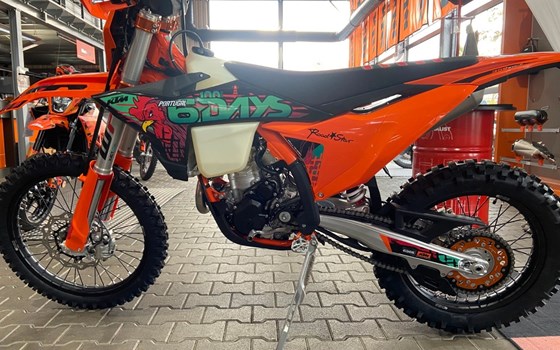 Neufahrzeug KTM 350 EXC-F SIX DAYS - Bild 3