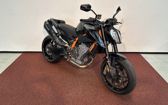 Gebrauchtmotorrad KTM 890 Duke R - Bild 2