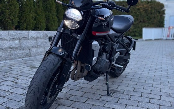 Gebrauchtmotorrad Triumph Trident 660 - Bild 3