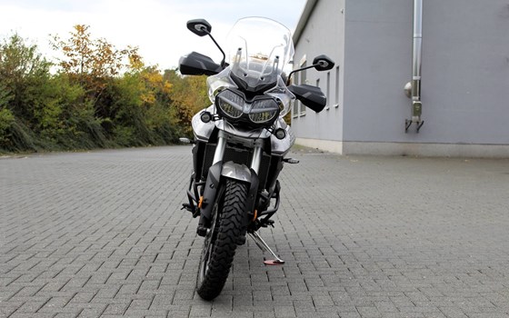 Gebrauchtmotorrad Triumph Tiger 800 XRT - Bild 2