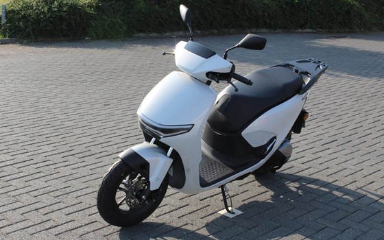 Gebrauchtmotorrad Honda CUV e: - Bild 18