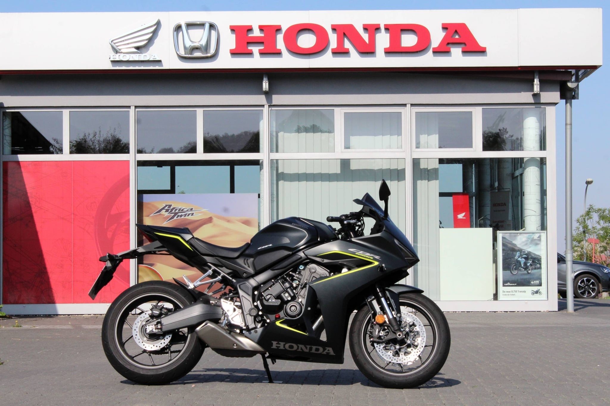Honda CBR650R E-Clutch