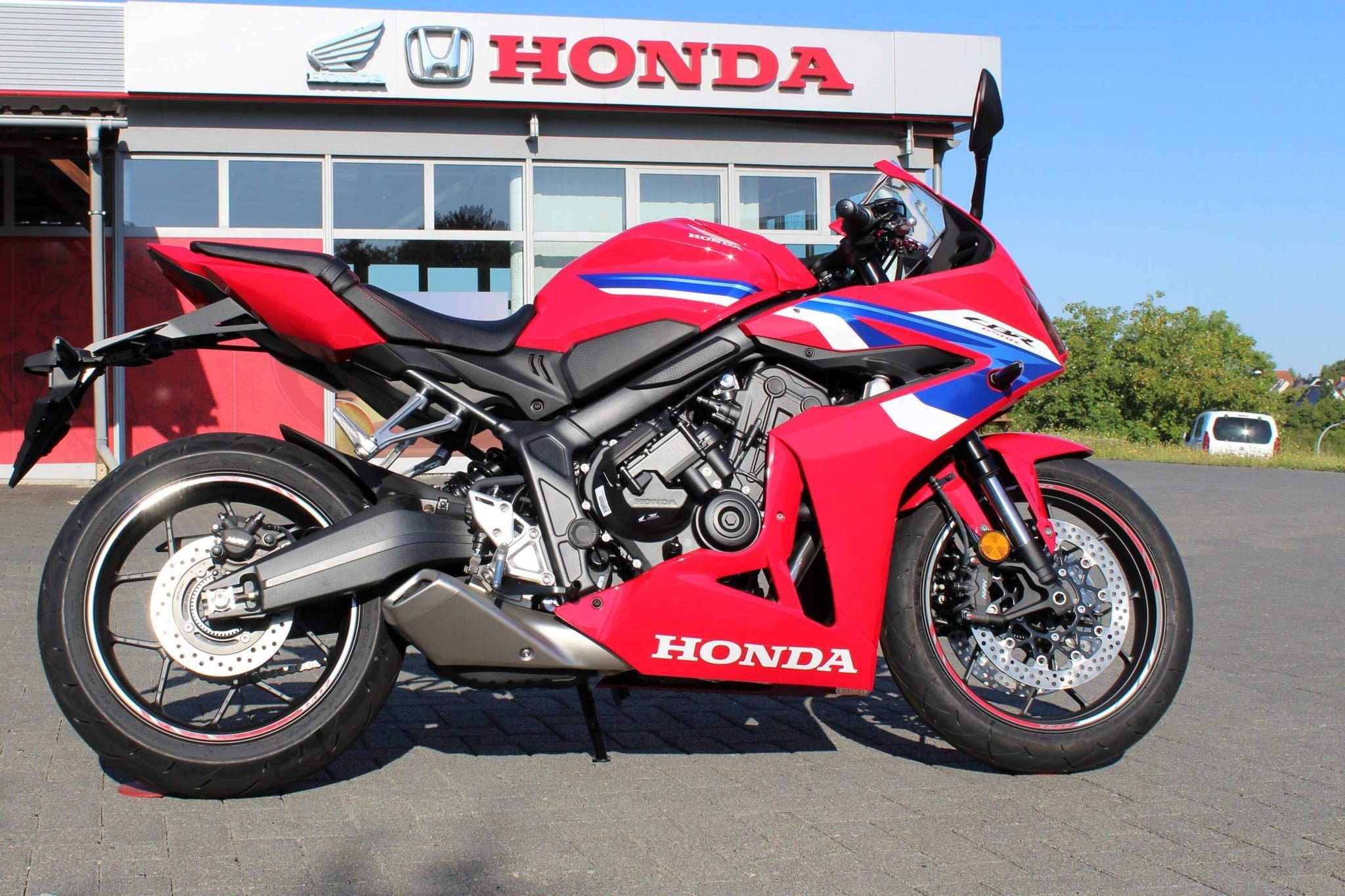Honda CBR650R E-Clutch
