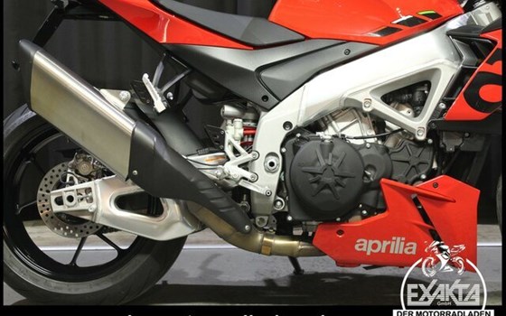 Gebrauchtmotorrad Aprilia Tuono V4 1100 RR - Bild 25